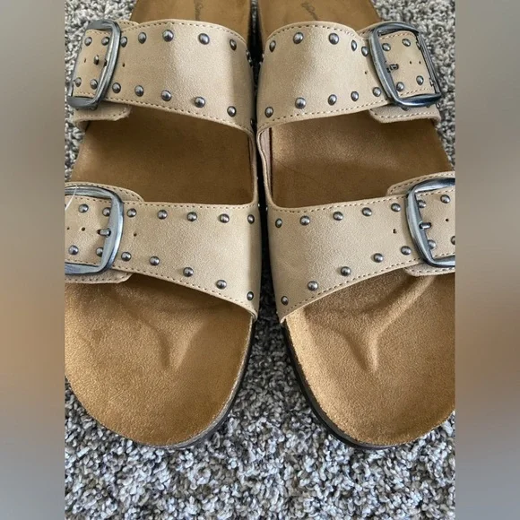 Universal thread double strap studded sandals slip on - Picture 6 of 6